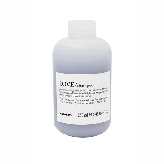 Love Smoothing Shampoo